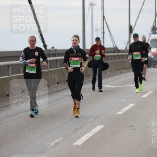 03.10.2025 - Köhlbrandbrückenlauf Jannik Wohlers http://msf.ph/oto/9154565 03.10.2025 16:06:00 Position 1 8131 meine-sportfotos.de