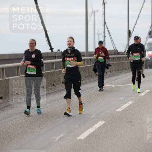 03.10.2025 - Köhlbrandbrückenlauf Jannik Wohlers http://msf.ph/oto/9154577 03.10.2025 16:06:00 Position 1  meine-sportfotos.de