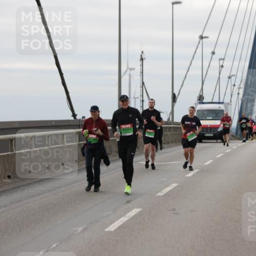 03.10.2025 - Köhlbrandbrückenlauf Jannik Wohlers http://msf.ph/oto/9154603 03.10.2025 16:06:04 Position 1  meine-sportfotos.de