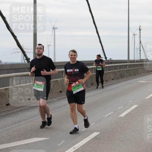 03.10.2025 - Köhlbrandbrückenlauf Jannik Wohlers http://msf.ph/oto/9154673 03.10.2025 16:06:12 Position 1 8432, 10, 3, 7186 meine-sportfotos.de