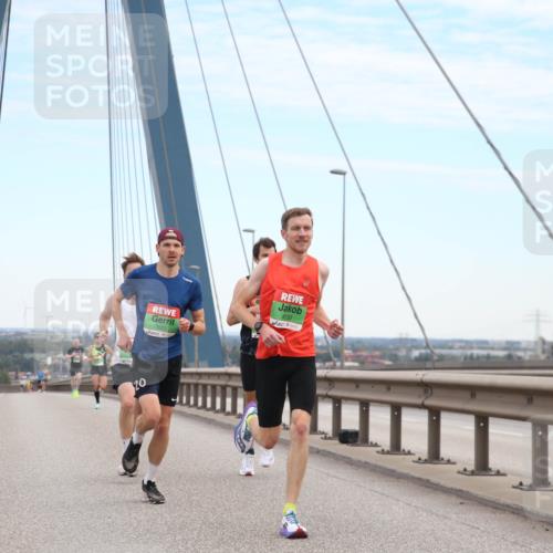 03.10.2025 - Köhlbrandbrückenlauf Jannik Wohlers http://msf.ph/oto/9154737 03.10.2025 15:17:07 Position 1 20, 7003, 9130 meine-sportfotos.de