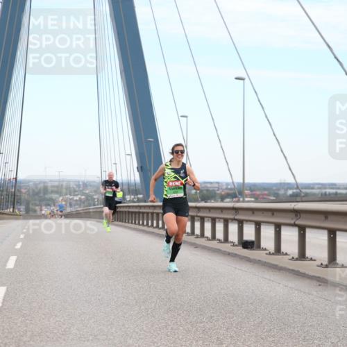 03.10.2025 - Köhlbrandbrückenlauf Jannik Wohlers http://msf.ph/oto/9154758 03.10.2025 15:17:12 Position 1  meine-sportfotos.de