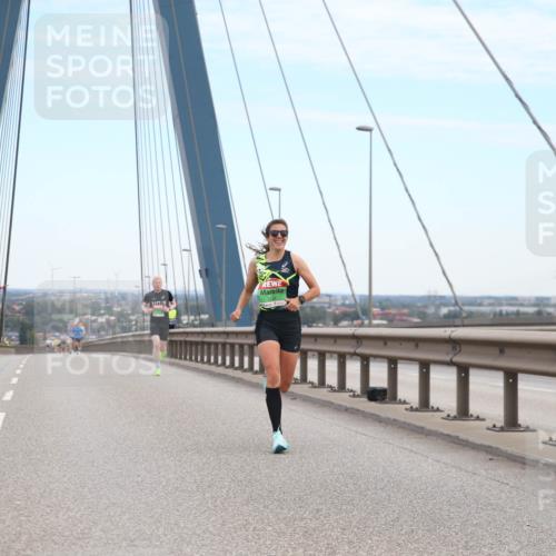 03.10.2025 - Köhlbrandbrückenlauf Jannik Wohlers http://msf.ph/oto/9154760 03.10.2025 15:17:13 Position 1  meine-sportfotos.de