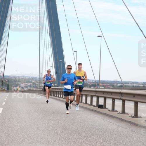 03.10.2025 - Köhlbrandbrückenlauf Jannik Wohlers http://msf.ph/oto/9154777 03.10.2025 15:17:30 Position 1  meine-sportfotos.de