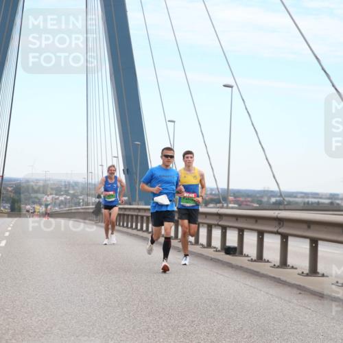 03.10.2025 - Köhlbrandbrückenlauf Jannik Wohlers http://msf.ph/oto/9154779 03.10.2025 15:17:30 Position 1  meine-sportfotos.de