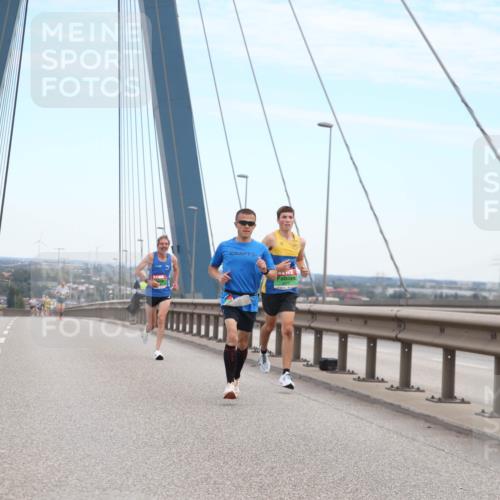 03.10.2025 - Köhlbrandbrückenlauf Jannik Wohlers http://msf.ph/oto/9154781 03.10.2025 15:17:31 Position 1  meine-sportfotos.de