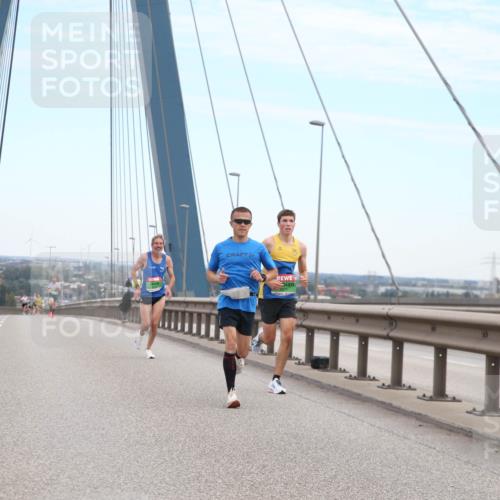 03.10.2025 - Köhlbrandbrückenlauf Jannik Wohlers http://msf.ph/oto/9154782 03.10.2025 15:17:31 Position 1  meine-sportfotos.de