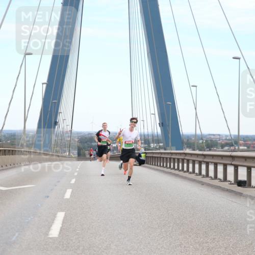 03.10.2025 - Köhlbrandbrückenlauf Jannik Wohlers http://msf.ph/oto/9154823 03.10.2025 15:17:57 Position 1  meine-sportfotos.de
