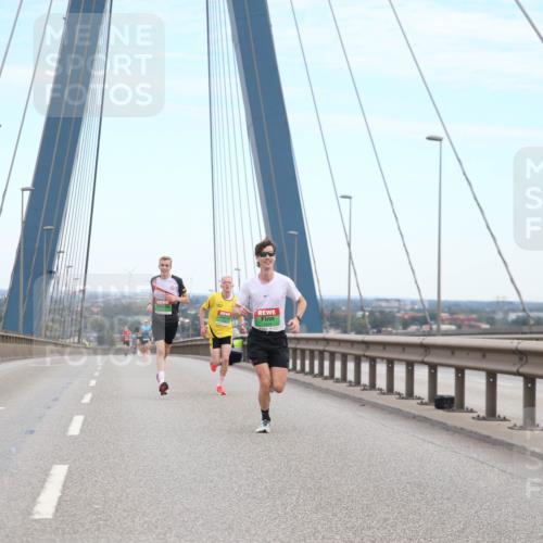 03.10.2025 - Köhlbrandbrückenlauf Jannik Wohlers http://msf.ph/oto/9154834 03.10.2025 15:17:58 Position 1  meine-sportfotos.de