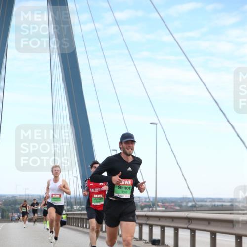 03.10.2025 - Köhlbrandbrückenlauf Jannik Wohlers http://msf.ph/oto/9154894 03.10.2025 15:18:17 Position 1 9617, 7050 meine-sportfotos.de