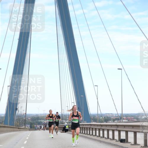 03.10.2025 - Köhlbrandbrückenlauf Jannik Wohlers http://msf.ph/oto/9154910 03.10.2025 15:18:21 Position 1  meine-sportfotos.de