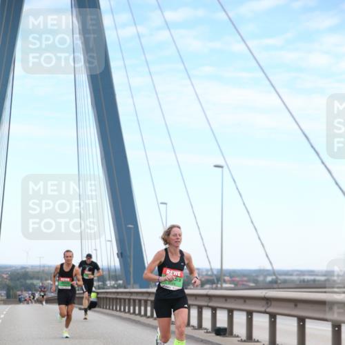 03.10.2025 - Köhlbrandbrückenlauf Jannik Wohlers http://msf.ph/oto/9154923 03.10.2025 15:18:23 Position 1 9564 meine-sportfotos.de