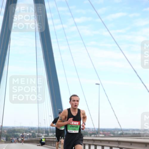 03.10.2025 - Köhlbrandbrückenlauf Jannik Wohlers http://msf.ph/oto/9154930 03.10.2025 15:18:26 Position 1 7066 meine-sportfotos.de