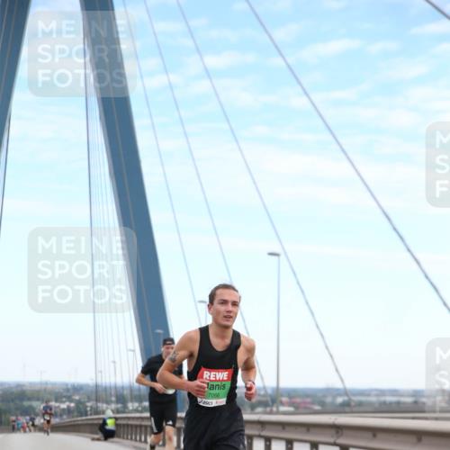 03.10.2025 - Köhlbrandbrückenlauf Jannik Wohlers http://msf.ph/oto/9154931 03.10.2025 15:18:26 Position 1 7066 meine-sportfotos.de