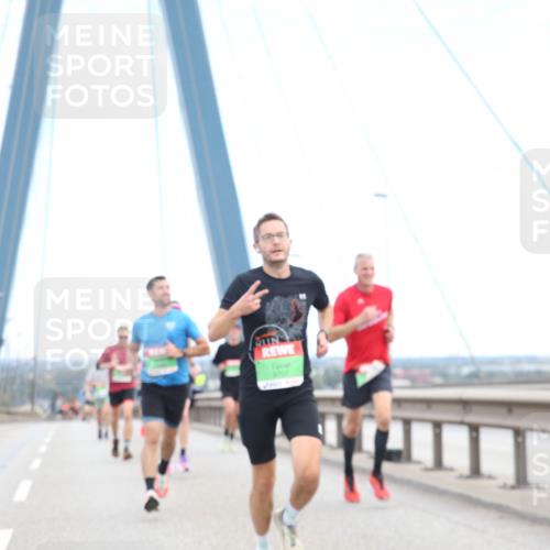 03.10.2025 - Köhlbrandbrückenlauf Jannik Wohlers http://msf.ph/oto/9155052 03.10.2025 15:20:04 Position 1  meine-sportfotos.de