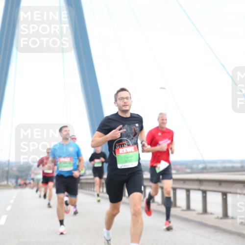 03.10.2025 - Köhlbrandbrückenlauf Jannik Wohlers http://msf.ph/oto/9155053 03.10.2025 15:20:04 Position 1 9707 meine-sportfotos.de