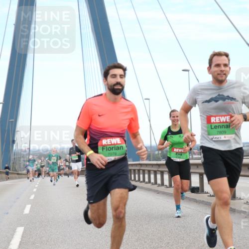 03.10.2025 - Köhlbrandbrückenlauf Jannik Wohlers http://msf.ph/oto/9155223 03.10.2025 15:20:47 Position 1 7079, 8782, 7809 meine-sportfotos.de