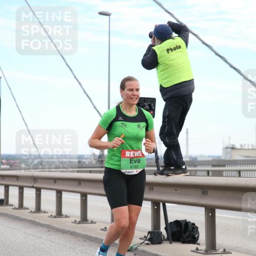 03.10.2025 - Köhlbrandbrückenlauf Jannik Wohlers http://msf.ph/oto/9155230 03.10.2025 15:20:49 Position 1 7029, 8782 meine-sportfotos.de