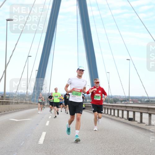 03.10.2025 - Köhlbrandbrückenlauf Jannik Wohlers http://msf.ph/oto/9155311 03.10.2025 15:21:08 Position 1 9664, 7456 meine-sportfotos.de