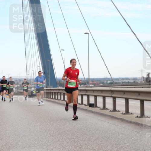 03.10.2025 - Köhlbrandbrückenlauf Jannik Wohlers http://msf.ph/oto/9155420 03.10.2025 15:22:03 Position 1  meine-sportfotos.de