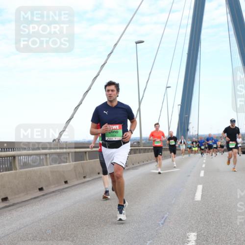 03.10.2025 - Köhlbrandbrückenlauf Jannik Wohlers http://msf.ph/oto/9155457 03.10.2025 15:22:16 Position 1 7204 meine-sportfotos.de