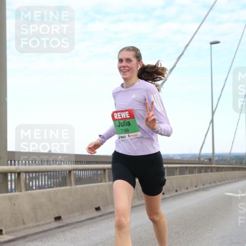 03.10.2025 - Köhlbrandbrückenlauf Jannik Wohlers http://msf.ph/oto/9155533 03.10.2025 15:22:36 Position 1 7189 meine-sportfotos.de