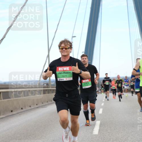 03.10.2025 - Köhlbrandbrückenlauf Jannik Wohlers http://msf.ph/oto/9155589 03.10.2025 15:23:07 Position 1 7577, 7780, 9113 meine-sportfotos.de