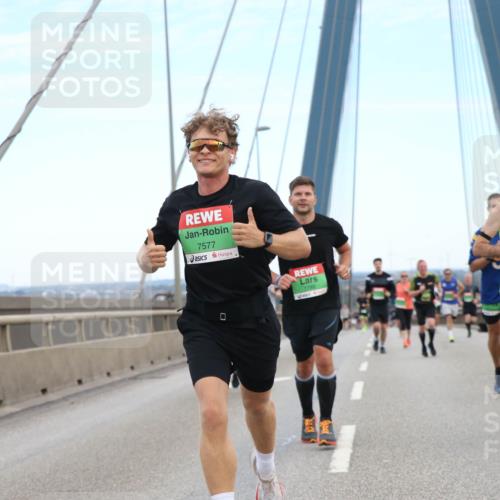 03.10.2025 - Köhlbrandbrückenlauf Jannik Wohlers http://msf.ph/oto/9155590 03.10.2025 15:23:07 Position 1 7577, 7780, 9113 meine-sportfotos.de