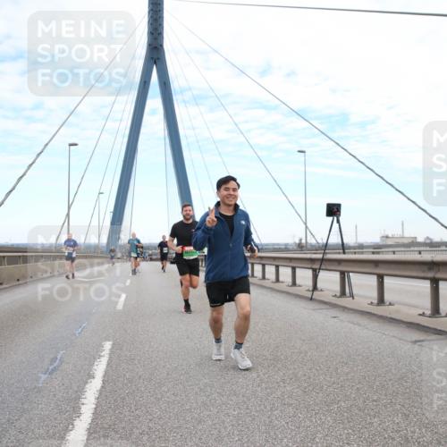 03.10.2025 - Köhlbrandbrückenlauf Jannik Wohlers http://msf.ph/oto/9155623 03.10.2025 15:23:18 Position 1  meine-sportfotos.de