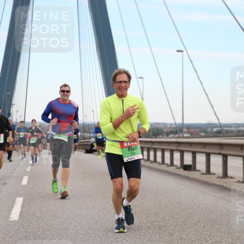 03.10.2025 - Köhlbrandbrückenlauf Jannik Wohlers http://msf.ph/oto/9155709 03.10.2025 15:25:47 Position 1 7311 meine-sportfotos.de