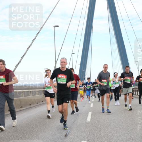 03.10.2025 - Köhlbrandbrückenlauf Jannik Wohlers http://msf.ph/oto/9155994 03.10.2025 15:27:26 Position 1 7701, 0, 26, 7330, 1 meine-sportfotos.de