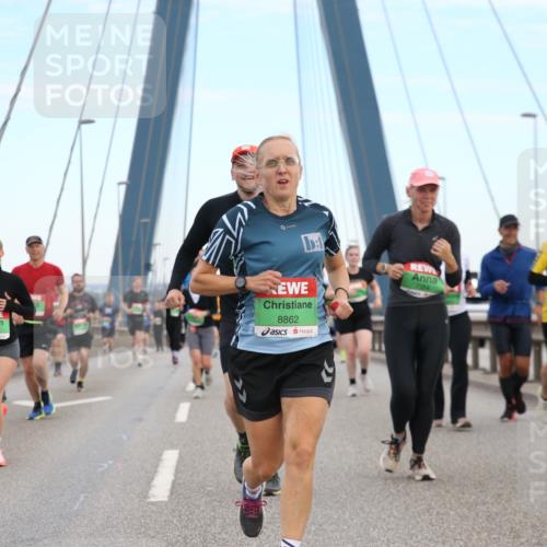 03.10.2025 - Köhlbrandbrückenlauf Jannik Wohlers http://msf.ph/oto/9156026 03.10.2025 15:27:34 Position 1 7517, 8862, 38 meine-sportfotos.de