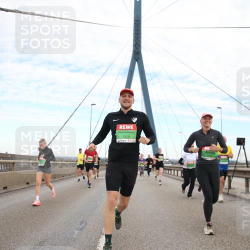 03.10.2025 - Köhlbrandbrückenlauf Jannik Wohlers http://msf.ph/oto/9156034 03.10.2025 15:27:36 Position 1 7379, 200 meine-sportfotos.de