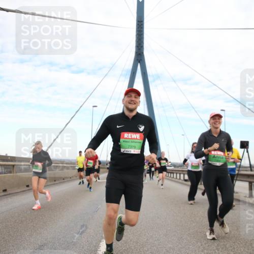 03.10.2025 - Köhlbrandbrückenlauf Jannik Wohlers http://msf.ph/oto/9156035 03.10.2025 15:27:36 Position 1 7379 meine-sportfotos.de