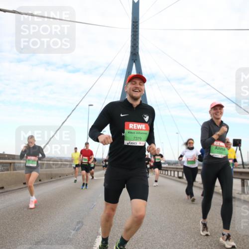 03.10.2025 - Köhlbrandbrückenlauf Jannik Wohlers http://msf.ph/oto/9156036 03.10.2025 15:27:36 Position 1 7379, 7354 meine-sportfotos.de