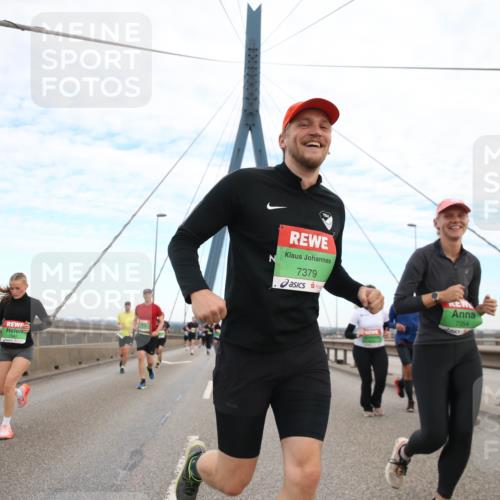 03.10.2025 - Köhlbrandbrückenlauf Jannik Wohlers http://msf.ph/oto/9156038 03.10.2025 15:27:36 Position 1 7379, 7354 meine-sportfotos.de