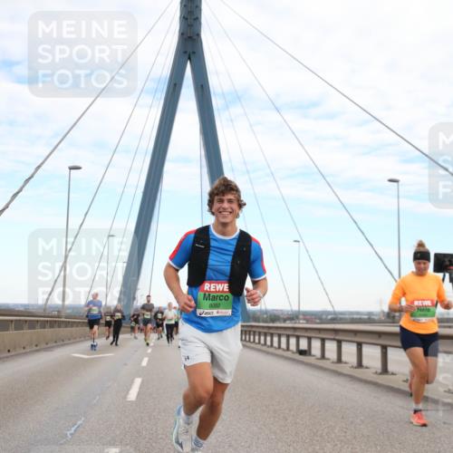 03.10.2025 - Köhlbrandbrückenlauf Jannik Wohlers http://msf.ph/oto/9156058 03.10.2025 15:27:44 Position 1 9149, 8082 meine-sportfotos.de