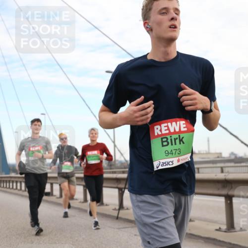03.10.2025 - Köhlbrandbrückenlauf Jannik Wohlers http://msf.ph/oto/9156113 03.10.2025 15:28:04 Position 1 9473 meine-sportfotos.de