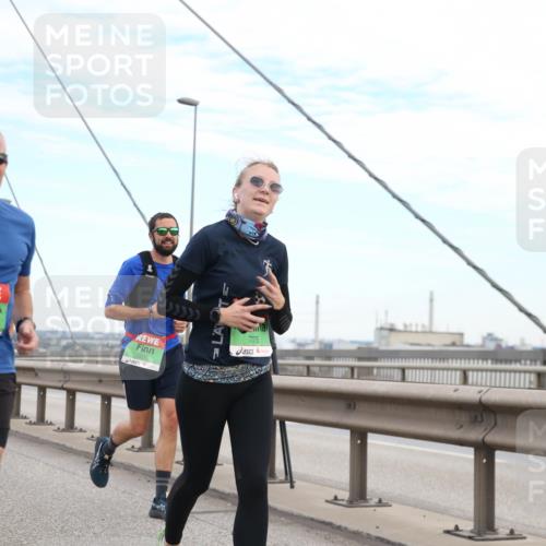 03.10.2025 - Köhlbrandbrückenlauf Jannik Wohlers http://msf.ph/oto/9156143 03.10.2025 15:28:44 Position 1 193, 7895, 7775 meine-sportfotos.de