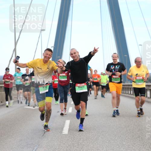 03.10.2025 - Köhlbrandbrückenlauf Jannik Wohlers http://msf.ph/oto/9156155 03.10.2025 15:28:48 Position 1 9304, 7657, 9300 meine-sportfotos.de
