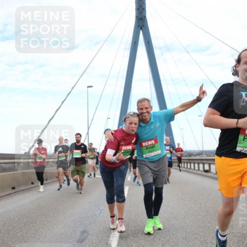 03.10.2025 - Köhlbrandbrückenlauf Jannik Wohlers http://msf.ph/oto/9156174 03.10.2025 15:28:52 Position 1 8904, 9520 meine-sportfotos.de
