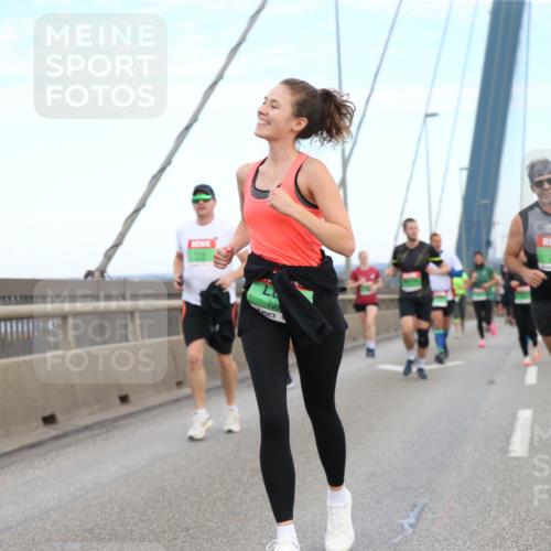 03.10.2025 - Köhlbrandbrückenlauf Jannik Wohlers http://msf.ph/oto/9156409 03.10.2025 15:30:23 Position 1 7188, 72 meine-sportfotos.de