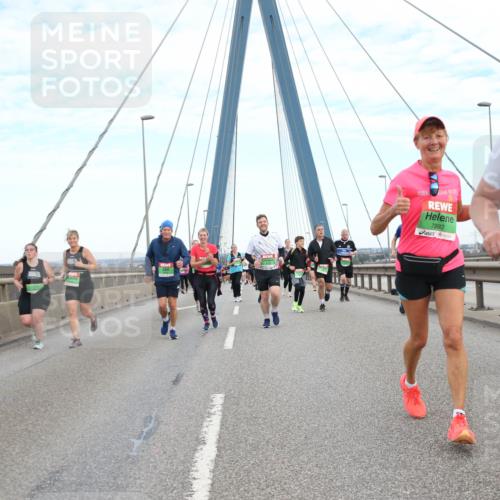 03.10.2025 - Köhlbrandbrückenlauf Jannik Wohlers http://msf.ph/oto/9156494 03.10.2025 15:30:46 Position 1 7992, 7652 meine-sportfotos.de