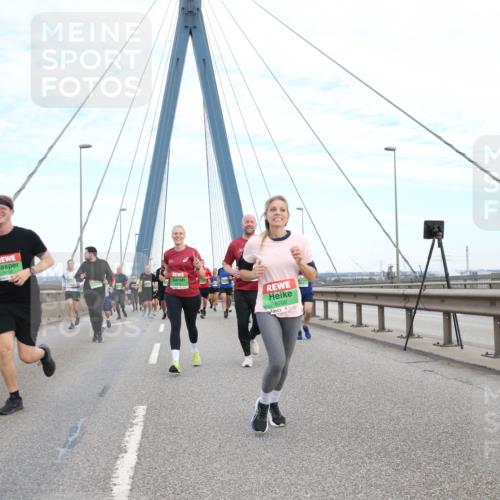 03.10.2025 - Köhlbrandbrückenlauf Jannik Wohlers http://msf.ph/oto/9156576 03.10.2025 15:31:51 Position 1 8700 meine-sportfotos.de