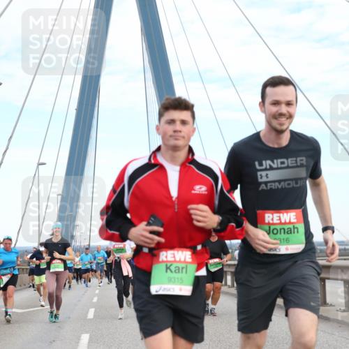 03.10.2025 - Köhlbrandbrückenlauf Jannik Wohlers http://msf.ph/oto/9156605 03.10.2025 15:32:03 Position 1 9326, 9315, 316 meine-sportfotos.de