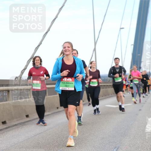 03.10.2025 - Köhlbrandbrückenlauf Jannik Wohlers http://msf.ph/oto/9156636 03.10.2025 15:32:22 Position 1 7817 meine-sportfotos.de