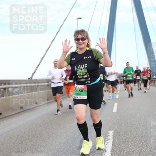 03.10.2025 - Köhlbrandbrückenlauf Jannik Wohlers http://msf.ph/oto/9156655 03.10.2025 15:32:29 Position 1 8806, 8419 meine-sportfotos.de
