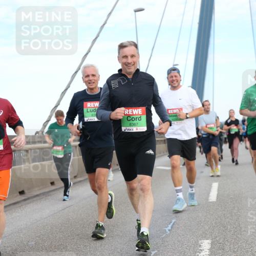 03.10.2025 - Köhlbrandbrückenlauf Jannik Wohlers http://msf.ph/oto/9156661 03.10.2025 15:32:32 Position 1 838, 8367 meine-sportfotos.de