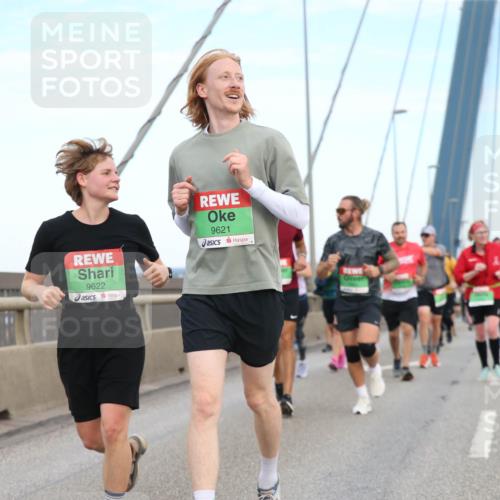 03.10.2025 - Köhlbrandbrückenlauf Jannik Wohlers http://msf.ph/oto/9156760 03.10.2025 15:33:28 Position 1 9622, 9621 meine-sportfotos.de