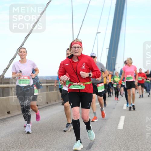 03.10.2025 - Köhlbrandbrückenlauf Jannik Wohlers http://msf.ph/oto/9156773 03.10.2025 15:33:31 Position 1 8295, 9606 meine-sportfotos.de